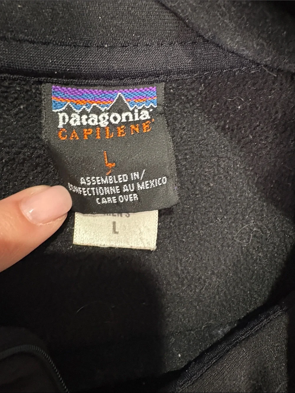 Vintage PATAGONIA Men's Black 1/2 Zip-Up Fleece Pullover. Large